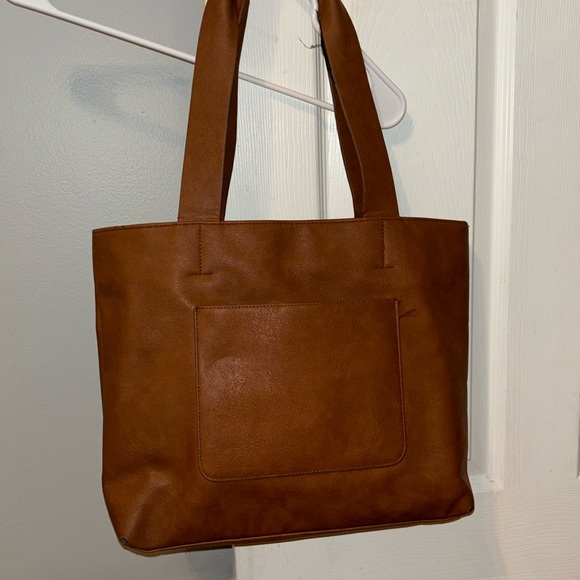 Tan/Beige Purse - Picture 1 of 3